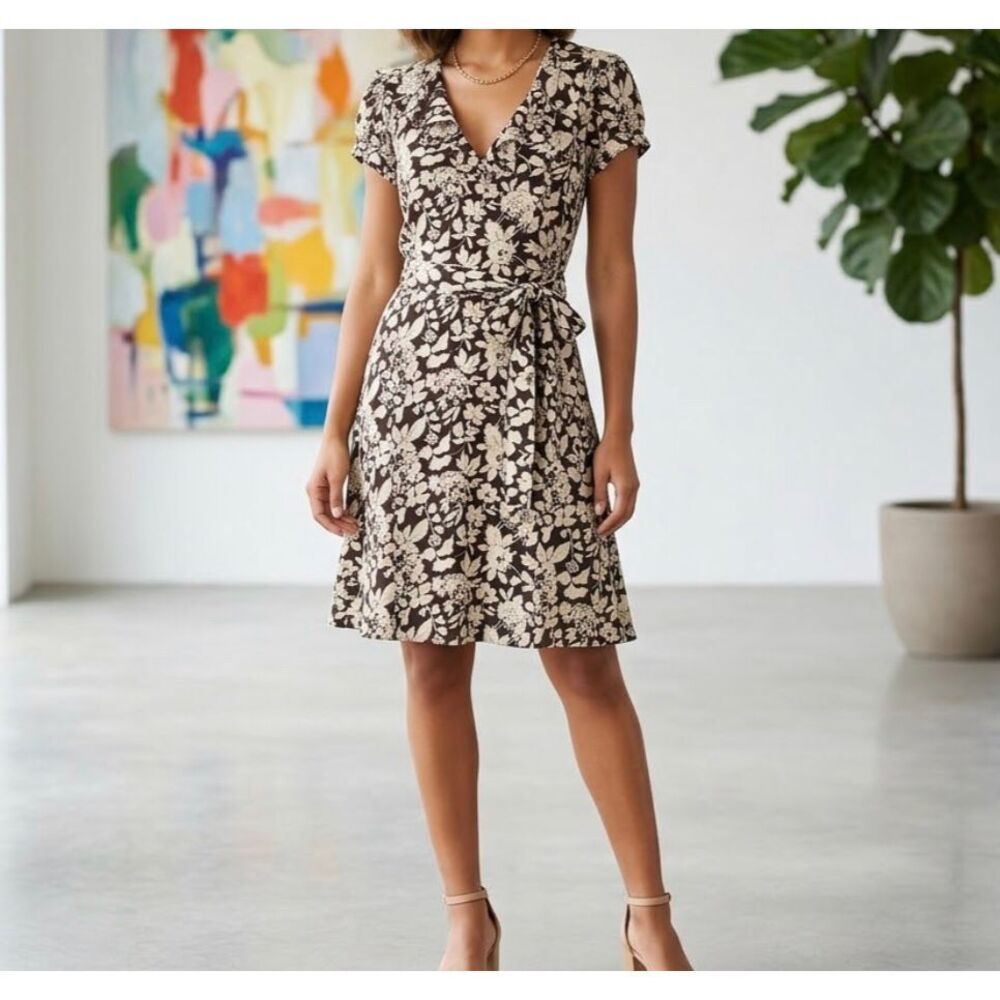 Lauren raulph Lauren 100% silk floral knee length dress brown size 4 petite